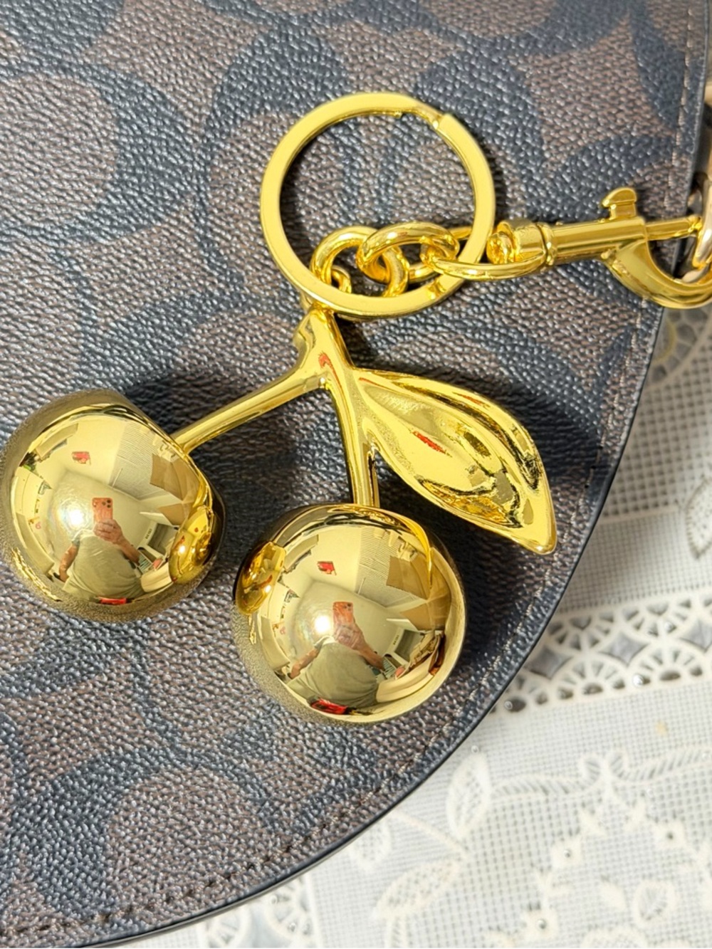 Gold 🍒 Cherry Keychain Bag Charm - Shiny Gold Accent/ llavero cerezas 🍒 doradas